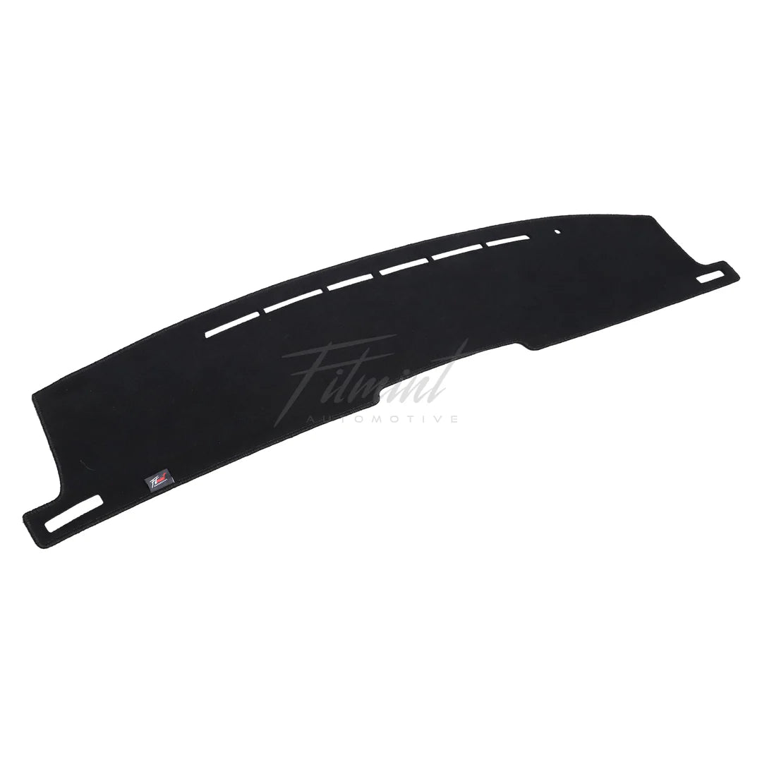 CROWN 170 SERIES DASH MAT('99-'02)