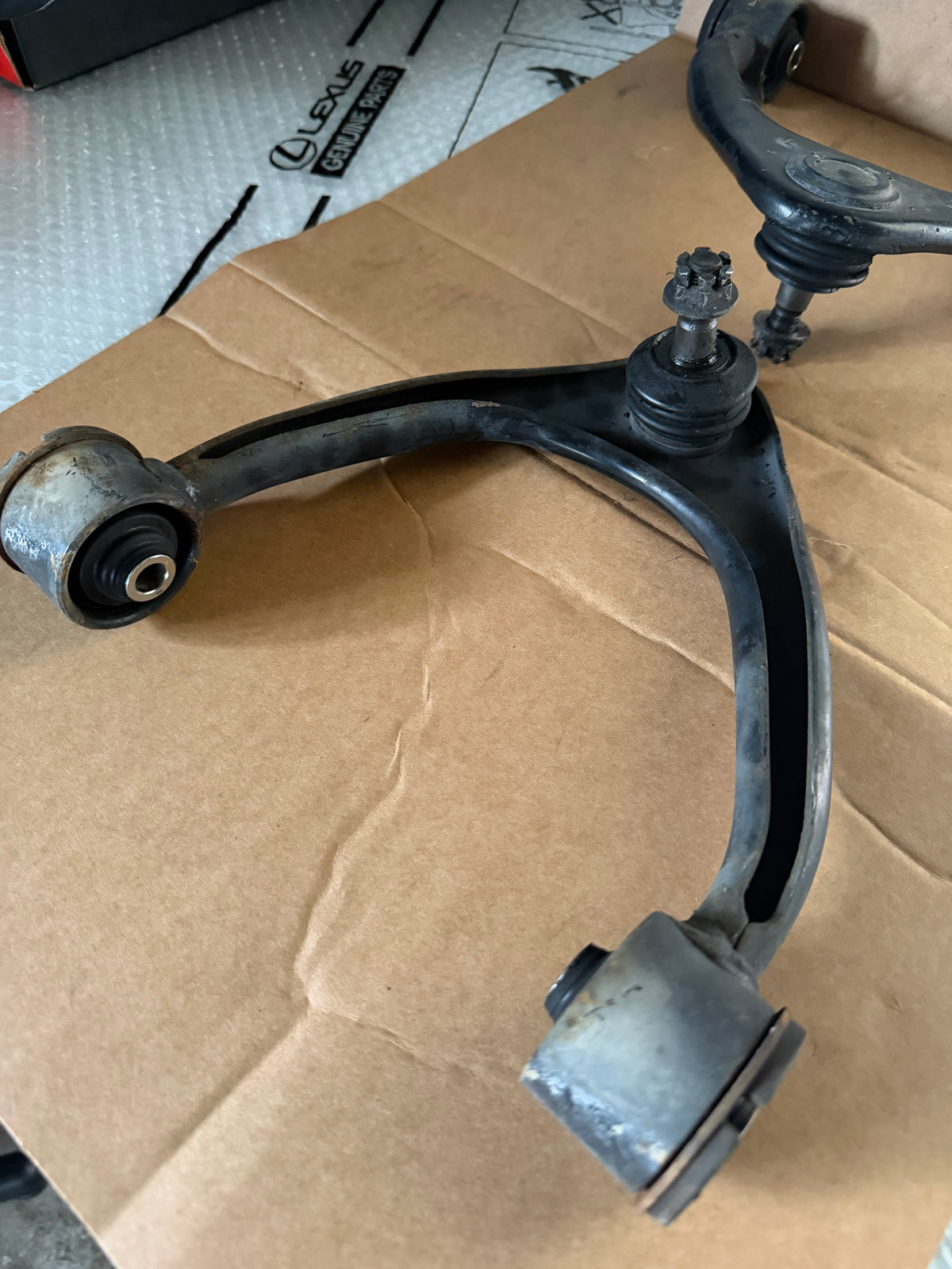 TOYOTA JZX100 FRONT UPPER ARMS