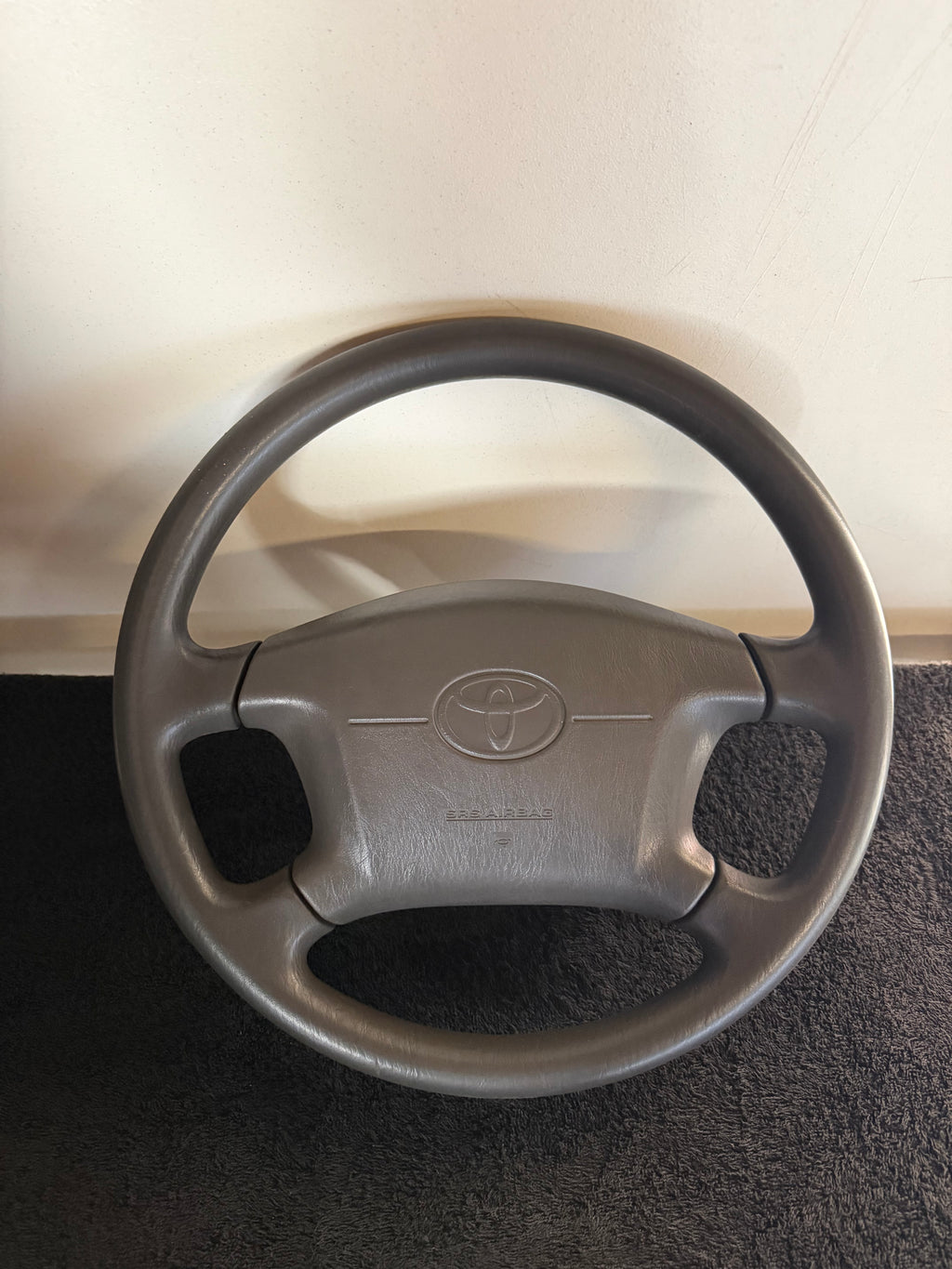 TOYOTA JZX100 4 SPOKE STEERING WHEEL (OEM)