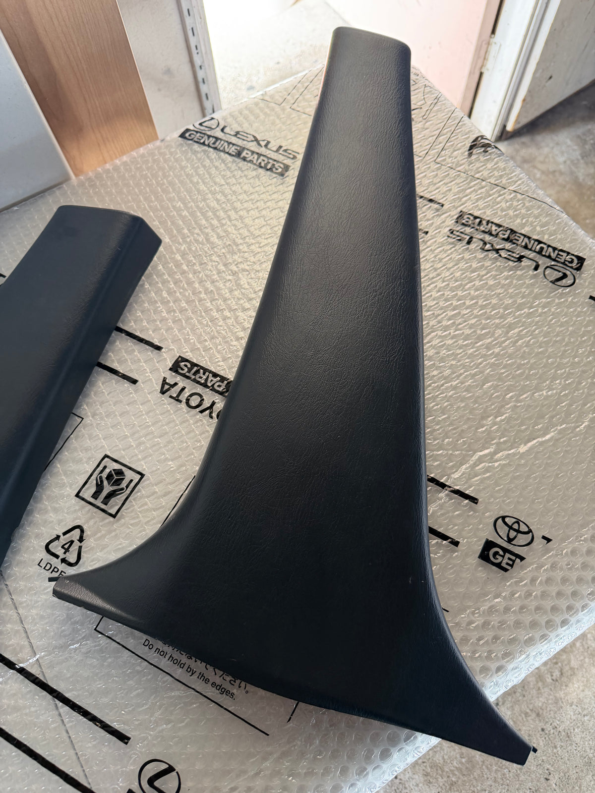 TOYOTA JZX100 CENTRE PILLAR TRIMS (OEM)