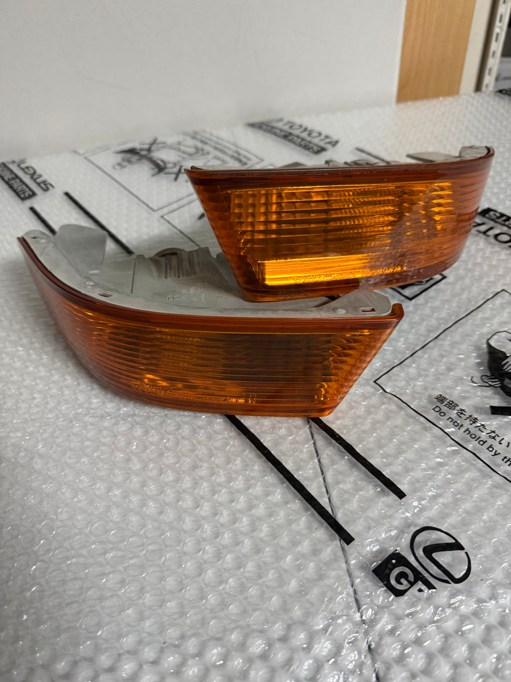 TOYOTA JZX100 MARK II LOWER INDICATORS (OEM)