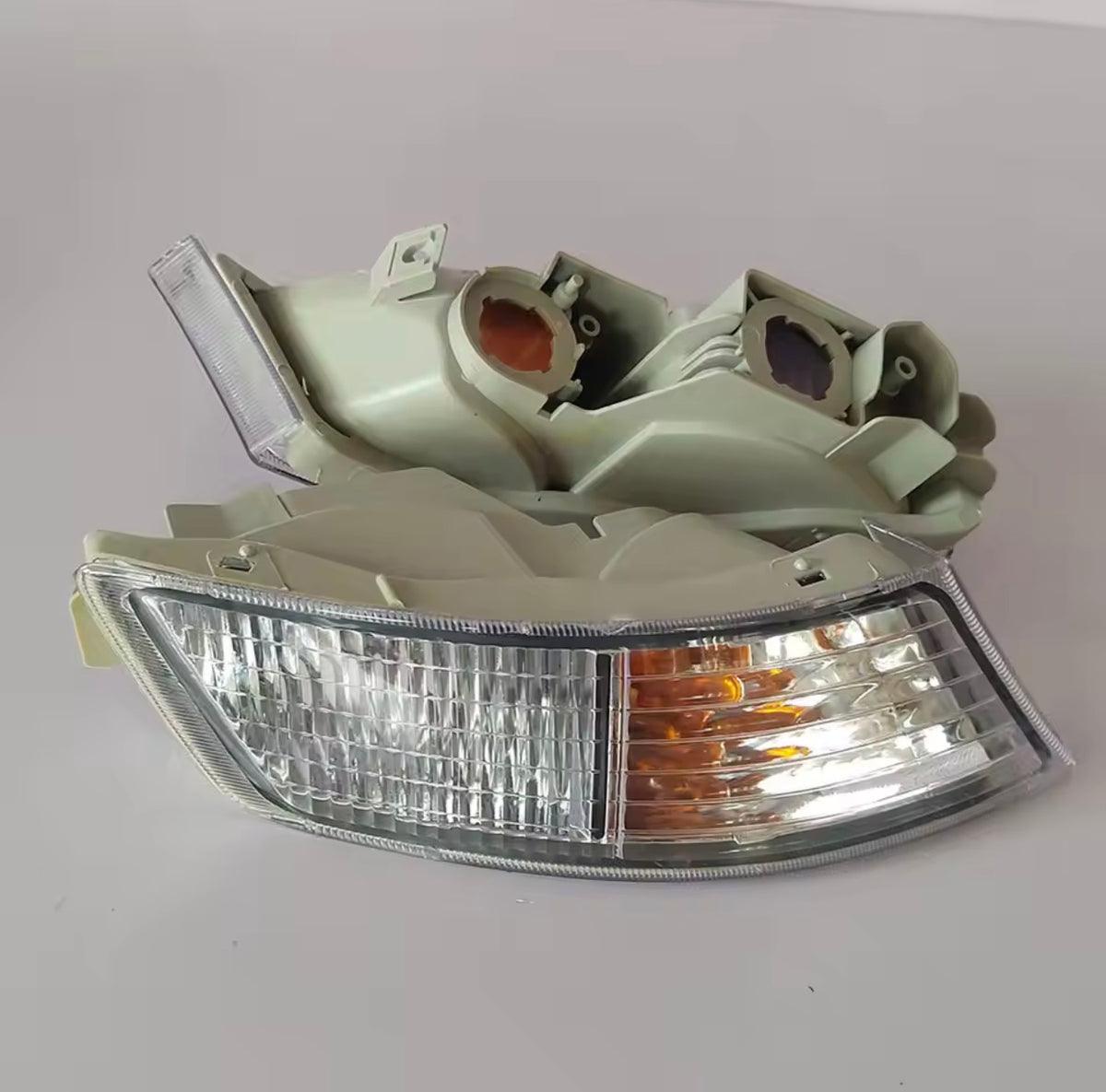 TOYOTA JZX90 MARK II FOG LIGHTS