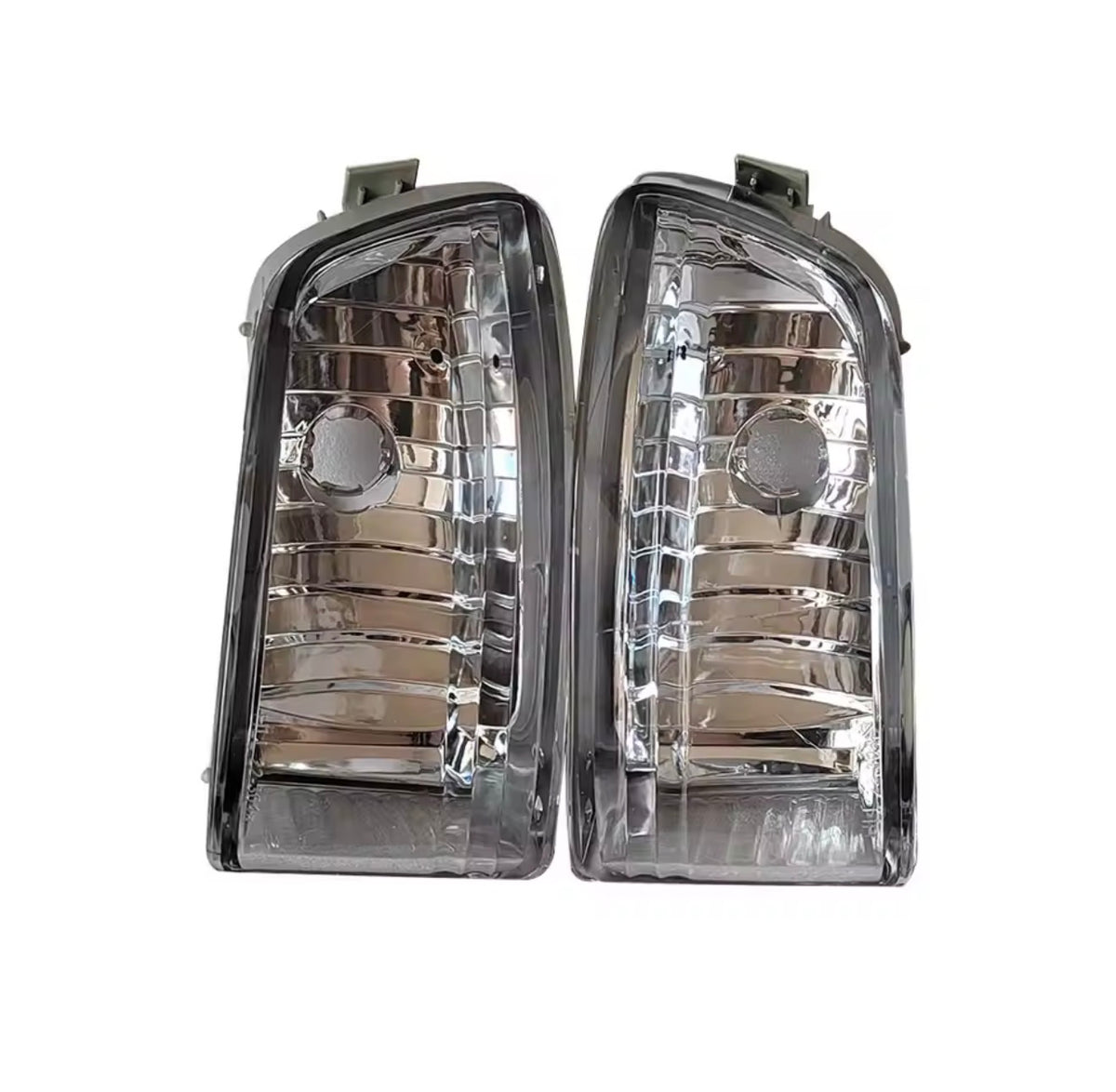 TOYOTA JZX110 MARK II LOWER FOG LIGHTS