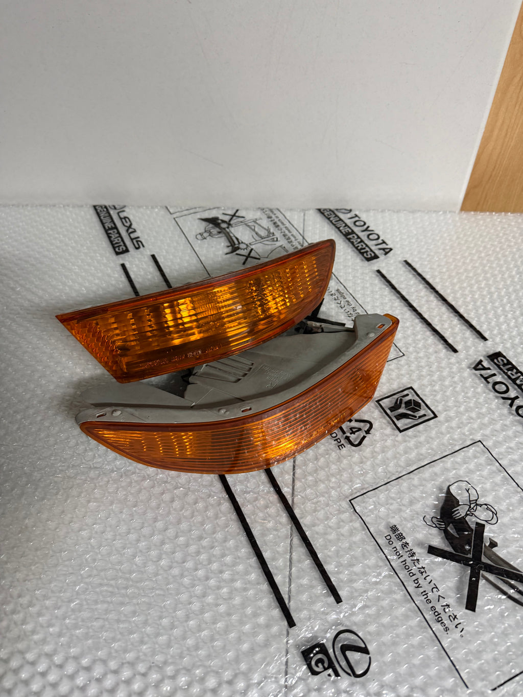 TOYOTA JZX100 MARK II LOWER INDICATORS (OEM)